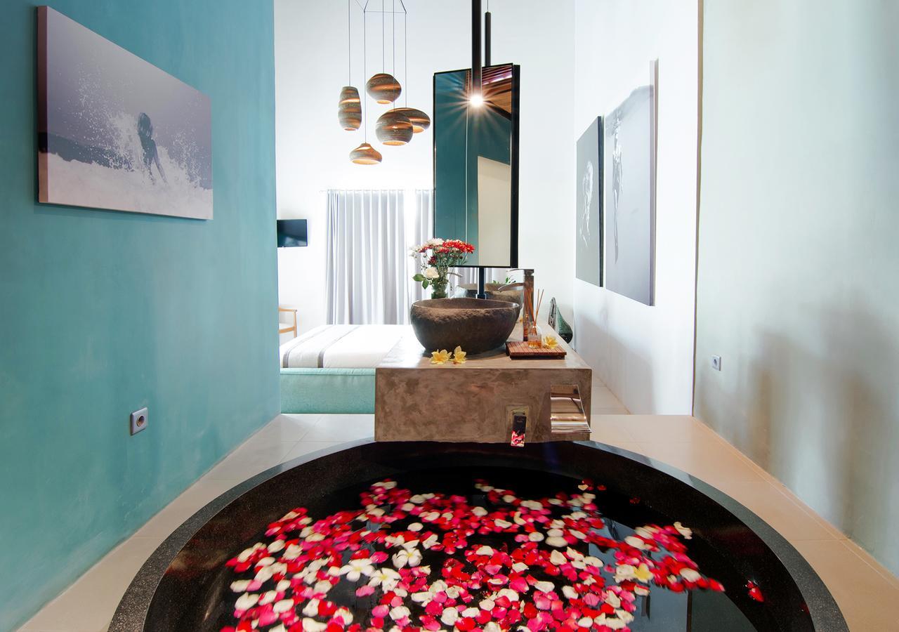Suites Infinity & Beyond Seminyak Buitenkant foto