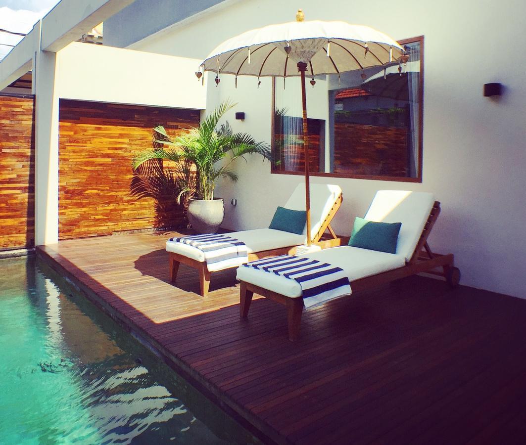 Suites Infinity & Beyond Seminyak Buitenkant foto
